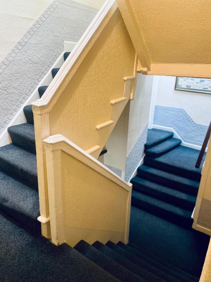 Newcastle Arms Hotel Колдстрим Экстерьер фото